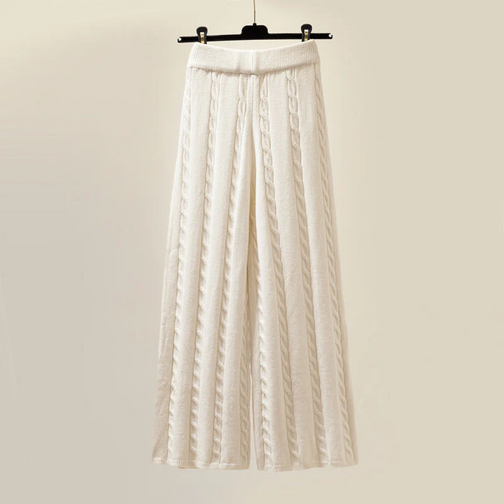 Maria - Cozy and Comfortable Knit Set